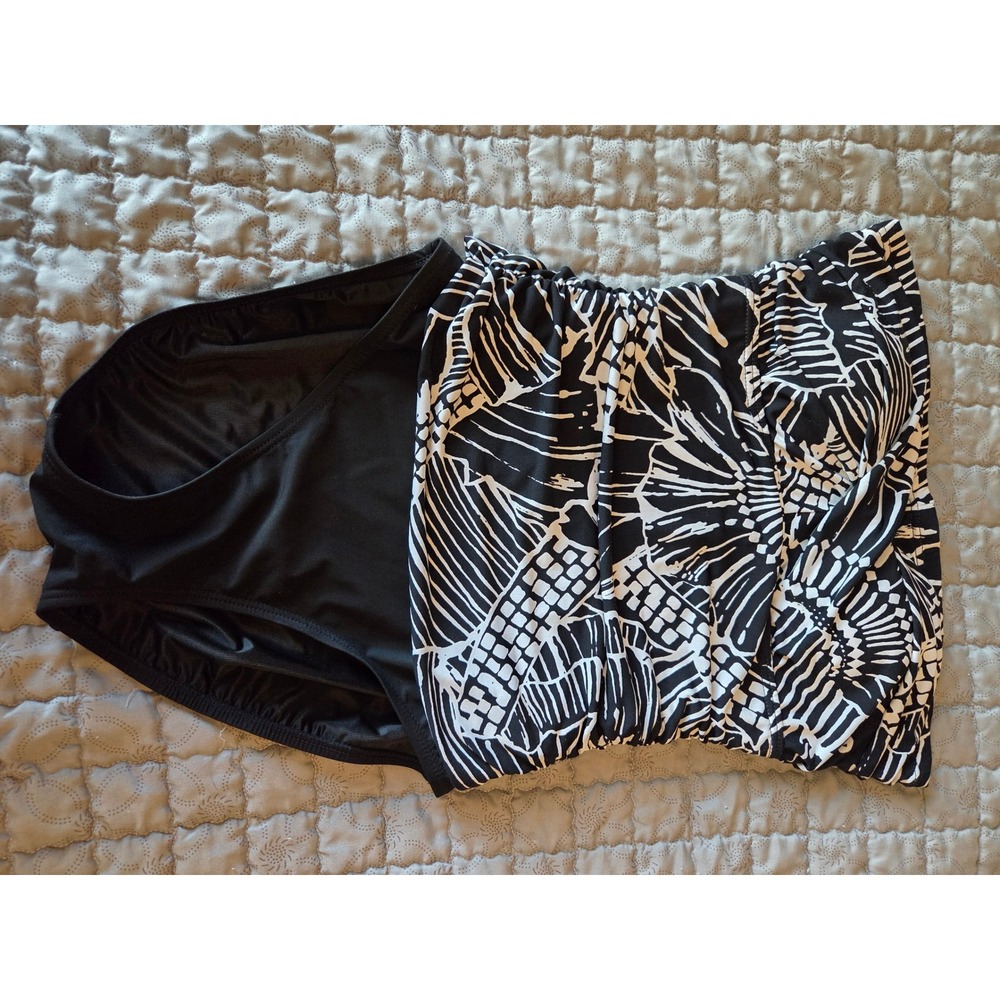 St. John's Bay Womens One Piece Swimsuit Black White Tropical Strapless 12